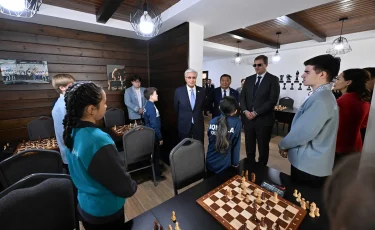 Мемлекет басшысы Шахмат үйіне барды