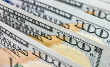 Сбавил обороты: что происходит с долларом в Казахстане