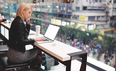 Работа на удалёнке: как сохранить баланс между карьерой и личной жизнью