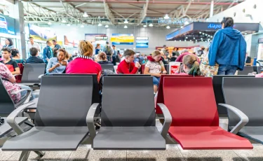 Юмор не оценили: пассажир пошутил об атомной бомбе и получил штраф