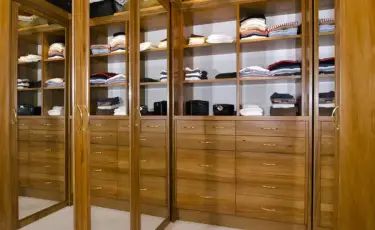 От короны к скандалу: "королева красоты" хранила тело младенца в шкафу