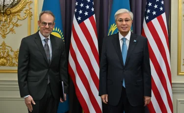 Президент Amazon компаниясының аға вице-президенті Дэвид Запольскиді қабылдады