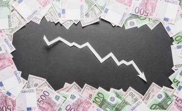 Курс евро и доллара в обменниках Астаны и Алматы 11 сентября 2025