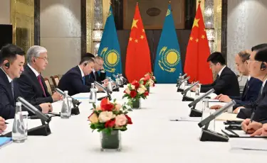 Глава государства встретился с председателем совета директоров CNPC
