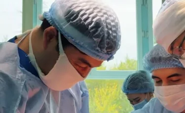 В ЦГКБ успешно проведена операция по замене тазобедренного сустава пациентке с коксартрозом