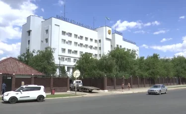 Коррупция и изнасилование: в Актобе полицейского обвиняют сразу в двух преступлениях