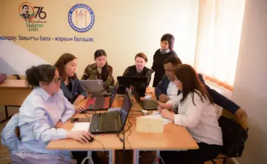 Жыл соңына дейін тағы 30 мыңнан астам педагог курстан өтеді