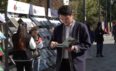 Kitap Fest 2025: Алматы күнінде 10 мыңнан аса кітап сатылды