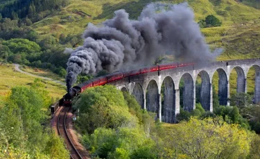 Путь в Хогвартс открыт: в Казахстане стартует «Поезд Поттера»