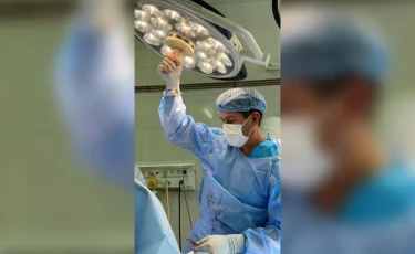 Алматылық дәрігерлер бұғана сүйегін қалпына келтіру отасын сәтті аяқтады