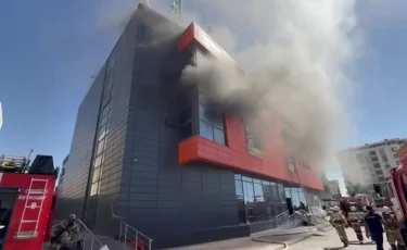 Ойын-сауық орталығындағы өрт: Шымкентте 6 адам уланып, бірі жансақтау бөлімінде жатыр