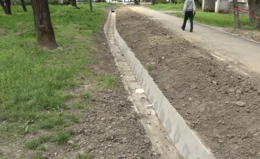 В Алматы депутаты и общественники обсудили вопросы экологии и состояния арычной системы