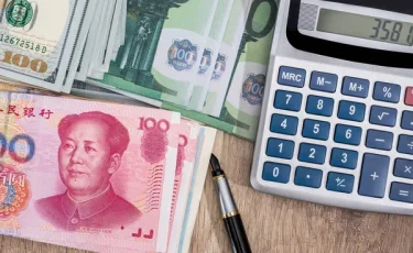 Курс евро и доллара в обменниках Астаны и Алматы 12 сентября 2025