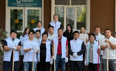 В Алматы провели экологическую акцию «Таза Бейсенбі»