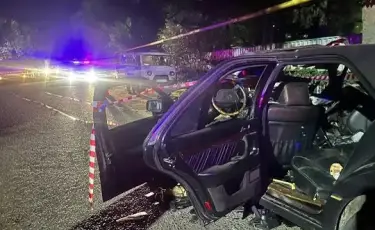 Оралда түнде автокөлік бағанға соғылып, жас жігіт қайтыс болды