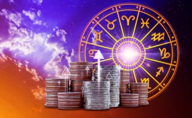 Деньги потекут рекой: каким знакам Зодиака крупно повезет в октябре 2025