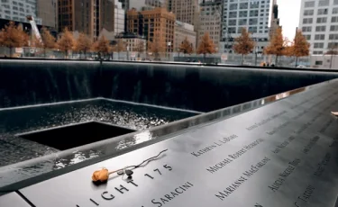 Вечная память: США вспоминают трагедию 11 сентября