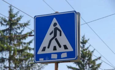 Смертельное ДТП: водитель сбил бабушку с внучкой