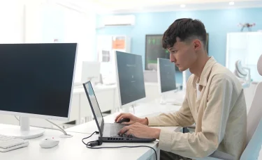 Ясауи GPT: түркістандық студент интернетсіз жұмыс істейтін қосымша ойлап тапты