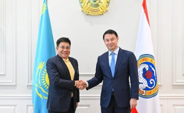 Аким Алматы встретился с Послом Индии в Казахстане Сайласом Тангалом