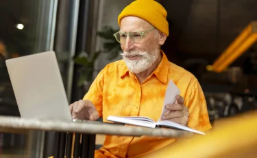 Обучение во взрослом возрасте: польза новых навыков для карьеры и жизни