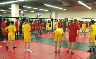 Бесплатные кружки и спортивные секции: в Алматы начался прием заявлений на постановку в очередь