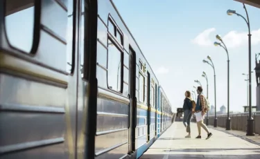 Елімізде жаз мезгілінде 4 млн-нан астам жолаушы пойызбен қатынады