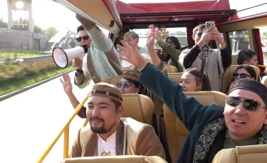 С ветерком по мегаполису: в Алматы уже начали отмечать День города