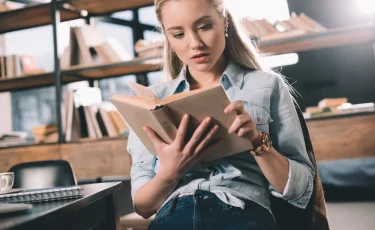 Как читать книги правильно: техники для лучшего запоминания