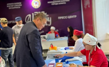 Алматыда еріктілер «Бір тамшы қан – бір өмір» қайырымдылық акциясын өткізді