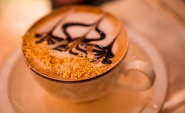 Цена рекорда: кофейня в Дубае попала в Книгу Гиннесса за самую дорогую чашку кофе