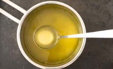 Ақмола облысында бір үйдің екі баласы ыстық сорпаны үстіне төгіп алған