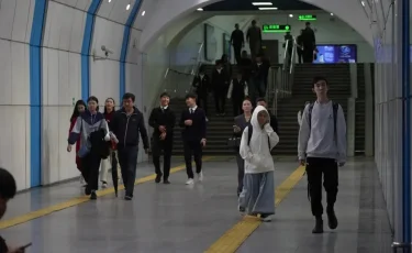 Тегін автобустар және метро жұмысын ұзарту: Алматыда УЕФА матчынан соң көлік қозғалысы қалай ұйымдастырылады