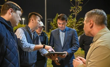 Алматы қаласының әкімі мегаполисті жарықтандыру жұмыстарының қарқынымен танысты