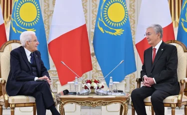 В Акорде состоялась торжественная встреча Президента Италии, прибывшего с официальным визитом