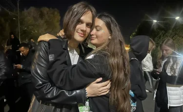 Әуенмен тоғысқан жүректер: Backstreet Boys және Алматыдағы махаббат хикаясы