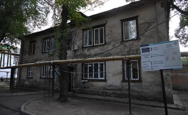 Ескі үйлердің тұрғындары баспанасыз қалмайды — Алматы әкімі