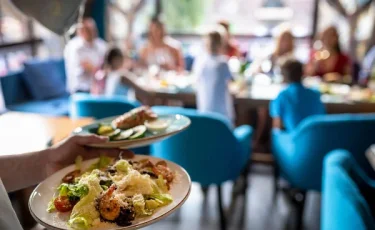 «Обожглась - так обожглась»: как девочка пострадала в карагандинском кафе