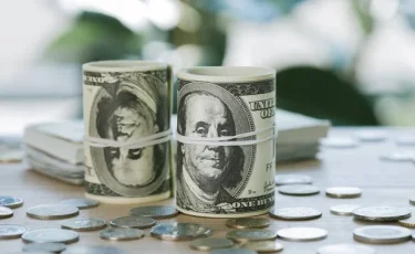 Скользящий курс: что происходит с долларом в Казахстане