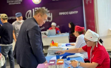 В Алматы волонтеры провели благотворительную акцию «Бір тамшы қан – бір өмір»