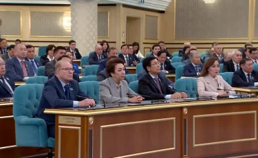 Халық қалаулылары қандай мәселелерге назар аударды: Парламент жұмысын бастады