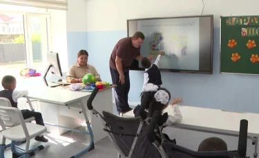 В Казахстане впервые открыли школу для детей с тяжёлыми заболеваниями