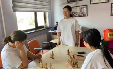 Алматыда емханалар жанында 14 жастар денсаулық орталығы жұмыс істейді