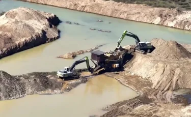 В Восточном Казахстане полицейские пресекли незаконную добычу драгоценных металлов