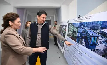 Дархан Сатыбалды проверил ход строительства объектов транспортной и социальной инфраструктуры