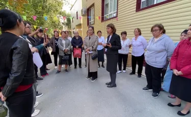 Жалақы дауы: Атырауда балабақша қызметкерлері несие төлеу үшін кредит алып жүр