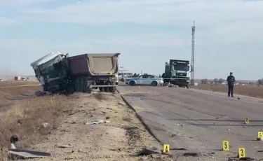 Пострадавших в аварии на трассе Самара-Шымкент доставят в областные клиники Актобе