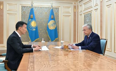 Президент «Қазатомөнеркәсіп» басшысымен уран нарығындағы жағдайды талқылады