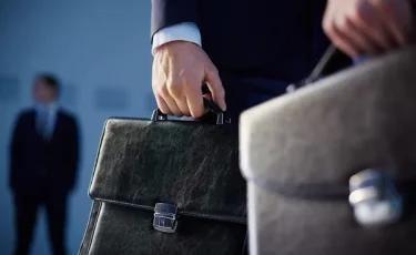 Парламент жасанды интеллект туралы заң қабылдады