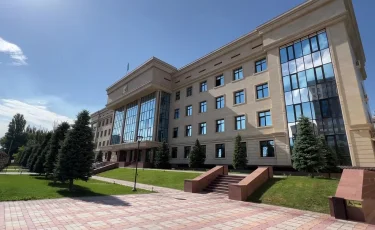 Таразда әкімдіктің қос бірдей қызметкері сотталды